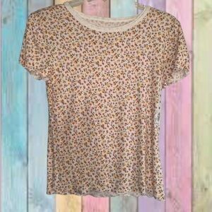 SO Ivory White Round Neckline Ditsy Floral Lettuce Trim Top NWT